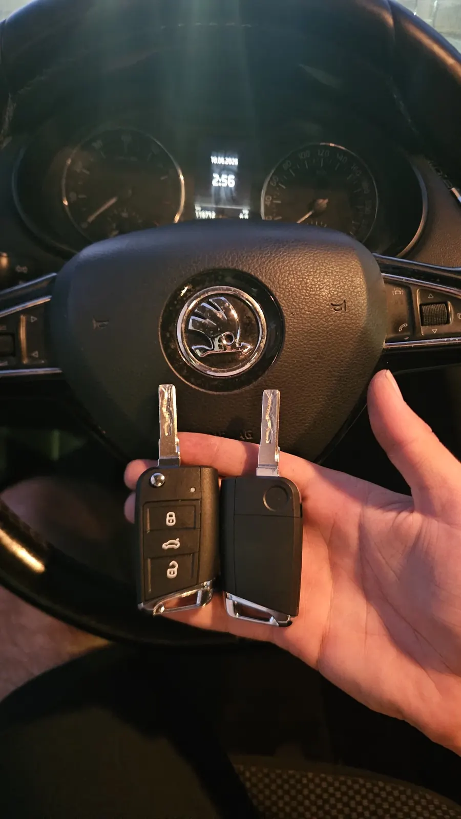קידוד שלטי קיפול לרכב Skoda ופולקסווגן